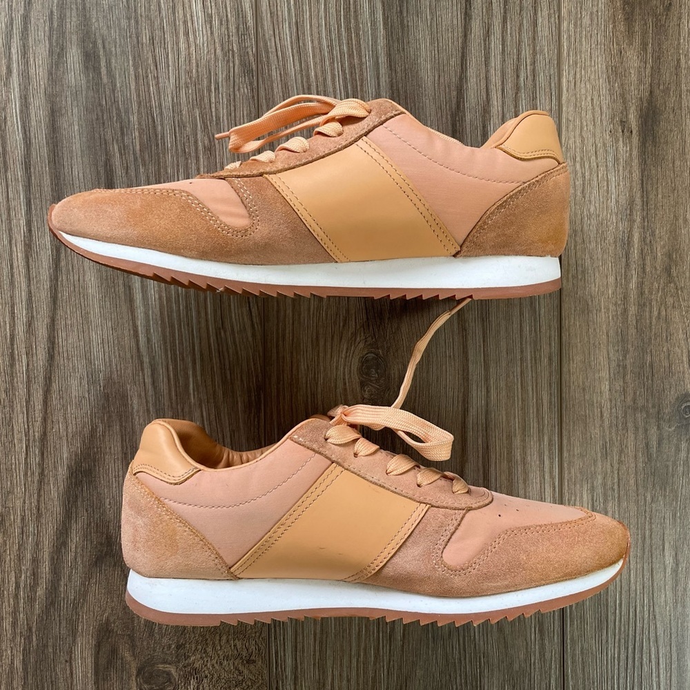 Club Monaco Zoe Leather Peach Sneakers | 8